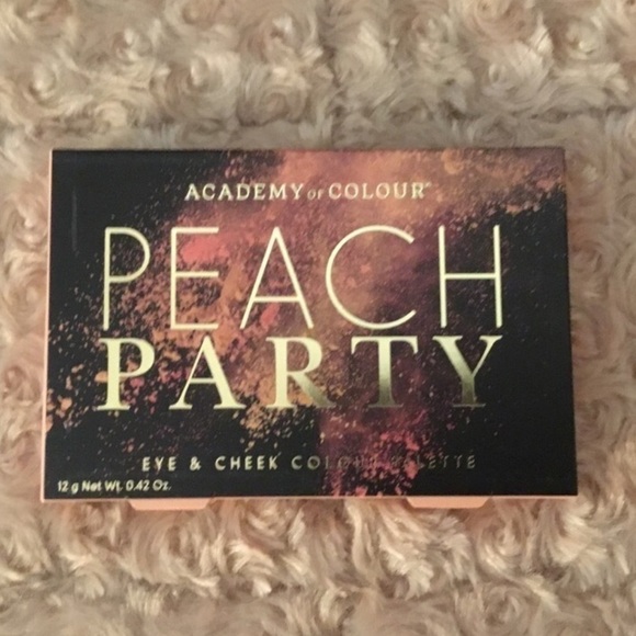 The Academy Brand Other - PEACH party Eye and cheek colour Palette